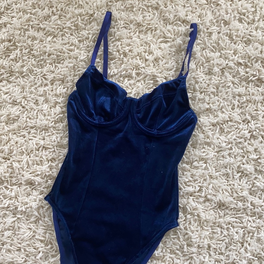 SOLD OUT - Forever 21 navy velvet bodysuit with adjustable straps